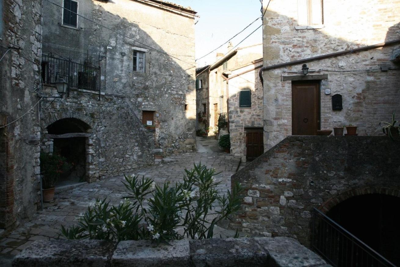Semproniano Locanda La Pieve מראה חיצוני תמונה