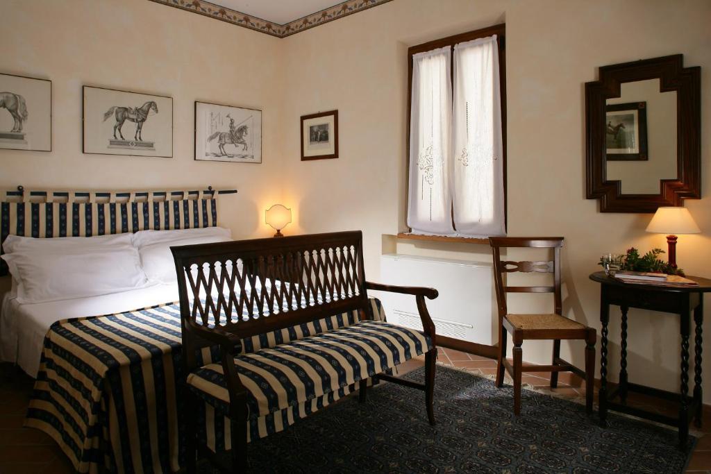 Semproniano Locanda La Pieve חדר תמונה